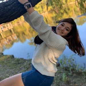 Meet your Posher, Angela